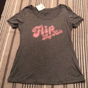 Kittenish Jessie James decker flip my hair Tshirt
